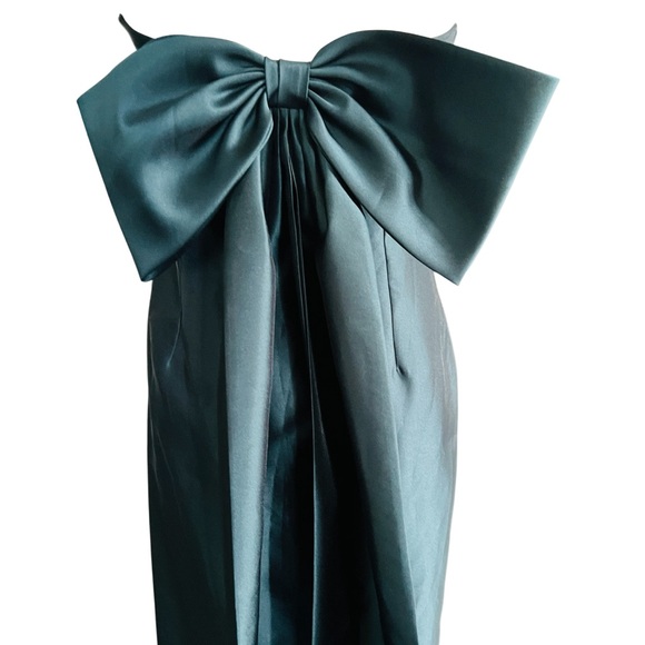 Alfred Sung Strapless Bow Back Satin Column Gown Evergreen Size 10 NWT - Picture 12 of 12